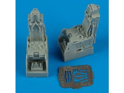 1/72 F-15E Strike Eagle ejection seats with safety belts