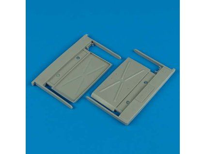 1/32 MiG-29A Fulcrum intake covers (A) - TRUMPETER