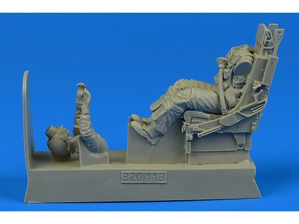 1/32 USAF Pilot for F-105 with ejection seat