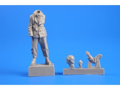 1/35 French WW II Tank Commander