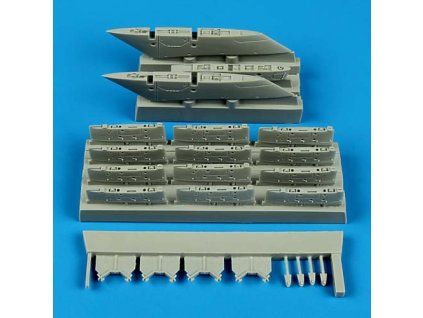 1/48 A-1 Skyraider pylons - TAMIYA