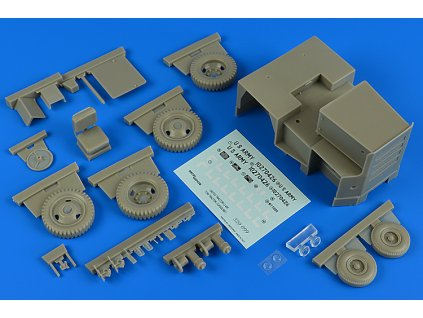1/32 UNITED TRACTOR G-40C tow tractor (gasoline)