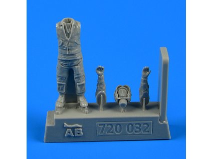 1/72 German Modern Luftwaffe/Marine Fighter Pilot