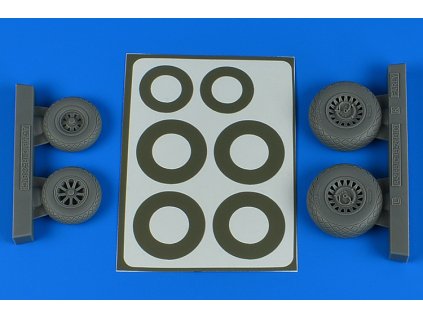 1/48 A-26B/C (B-26B/C) Invader wheels & paint masks early - diamond pattern - ICM