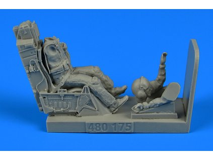 1/48 USAF Fighter Pilot with ejection seat for F-16