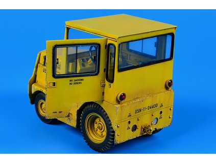 1/32 UNITED TRACTOR GC340/SM-340 US NAVY/DLA (with cab)