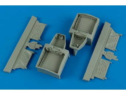 1/48 F4U-4 Corsair wheel bays - HOBBY BOSS