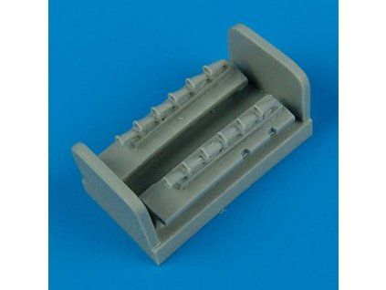 1/72 Hawker Typhoon exhaust - HOBBY BOSS