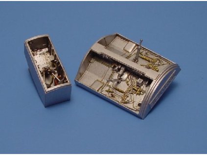 1/48 F-104 Starfighter wheel bays - HASEGAWA