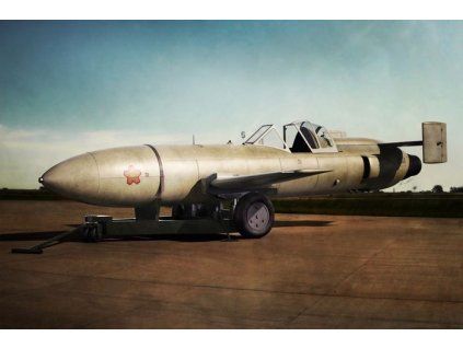 1/48 Yokosuka MXY7 OHKA Model 22 plastic construction kit