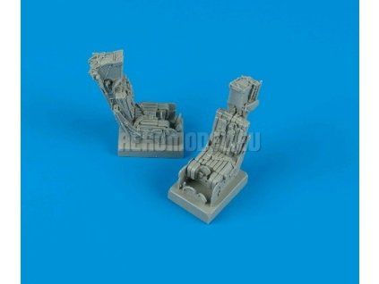 1/32 F-14A Tomcat ejection seats with safety belts