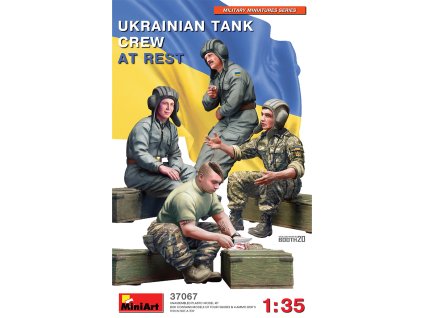 1/35 Ukrainian Tank Crew at Rest - Miniart