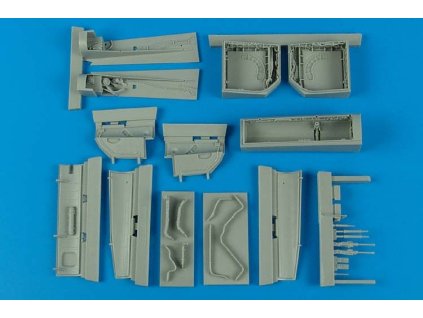 1/48 Su-27 Flanker B wheel bay - ACADEMY