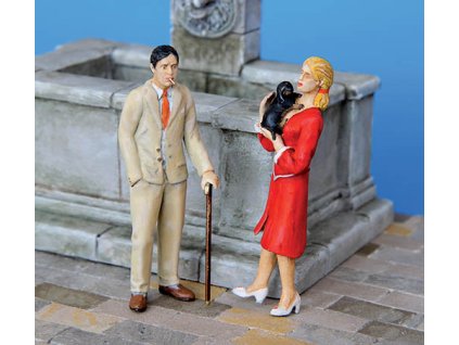 1/35 Meeting on promenade