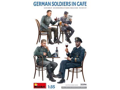 1/35 German Soldiers in Cafe - Miniart