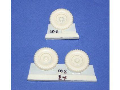 1/35 Chevr.15cwt4x2Canada wheels9x16 Gen.Purpose(D