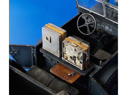 1/35 Horch Kfz.15 radio car