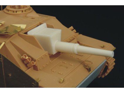 1/48 StuH III Ausf G 105mm conv set casted conv set