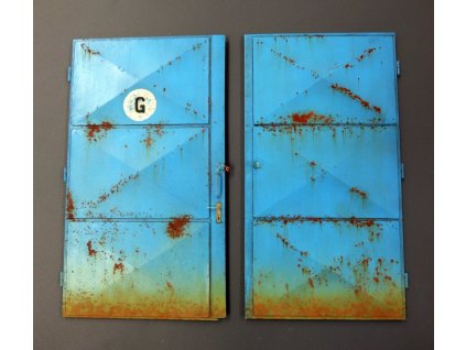 1/35 Workshop doors