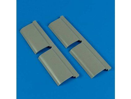 1/72 B-24 Liberator bomb bay doors - HASEGAWA