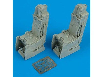 1/32 F-15E Strike Eagle ejection seats with safety belts - TAMIYA