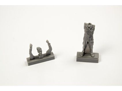 1/32 British WWII Tempest Mechanic, for Special Ho