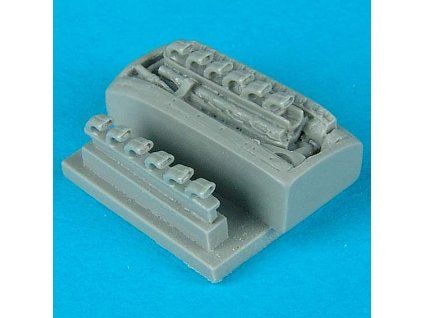 1/72 P-51A Mustang engine