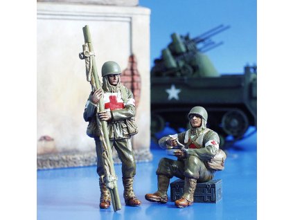 1/35 U.S. Soldiers, WWII - Orderlies