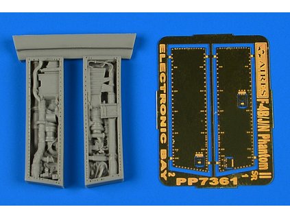 1/72 F-4B Phantom II electronic bay - FUJIMI