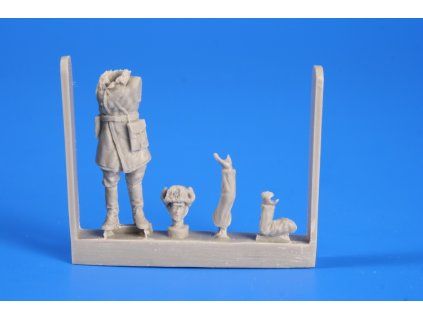 1/48 Red Army WW II Commander