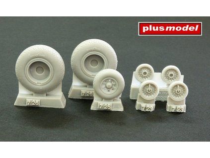 1/72 B-24 Liberator diamond tread