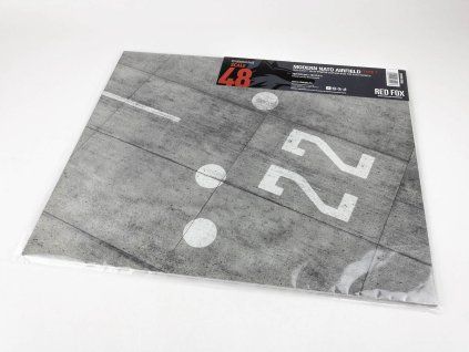 Red Fox Studio 1/48 Modern NATO Airfield Type 7 380x320mm