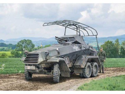 Italeri 97032 Sd.Kfz. 232 6 Rad 1/72