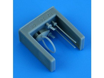 1/32 He 162A-1/2 antennas