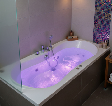 Masážní vany s chromoterapií do koupelny
