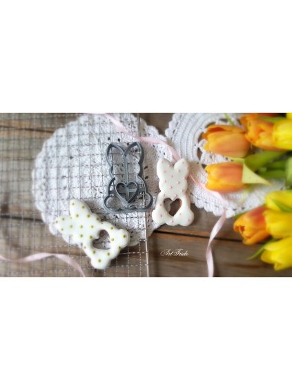 Zajíček se srdíčkem