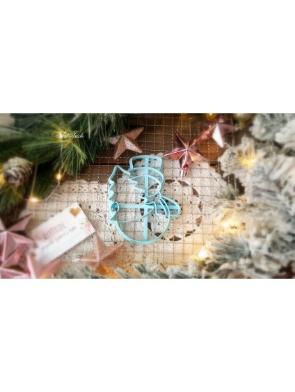 Sněhulák se stromkem