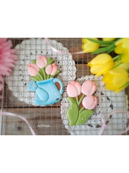 Vykrajovátka tulipány