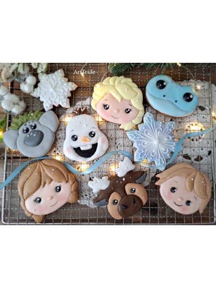 Vykrajovátka hlavy Ledové království