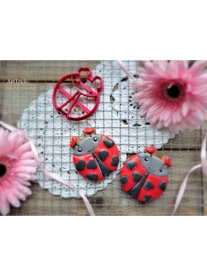 Vykrajovátko beruška