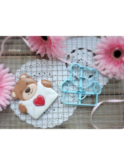 Vykrajovátko medvídek hlava s dopisem