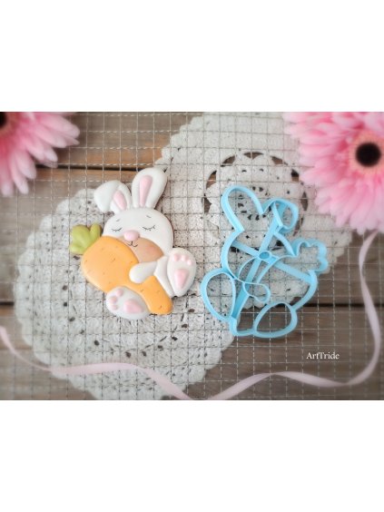 Vykrajovátko zajíček s mrkvičkou