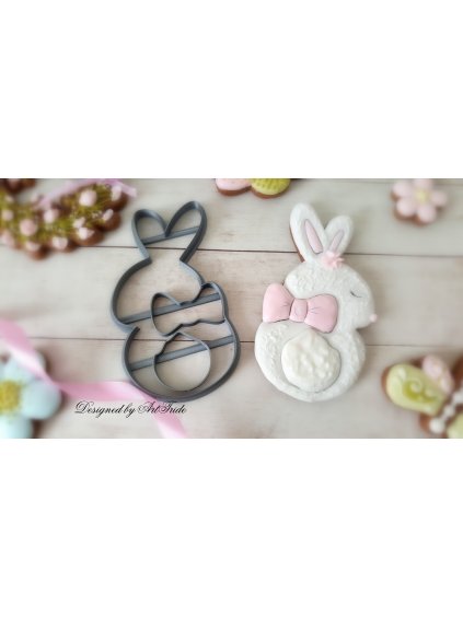 Zajíček s mašličkou