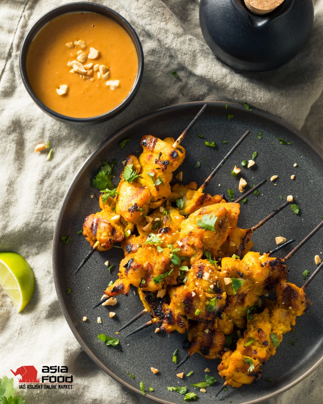 Kuřecí špízy se Satay omáčkou 
