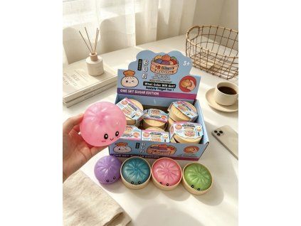 Squishy Bun Rainbow Mystery