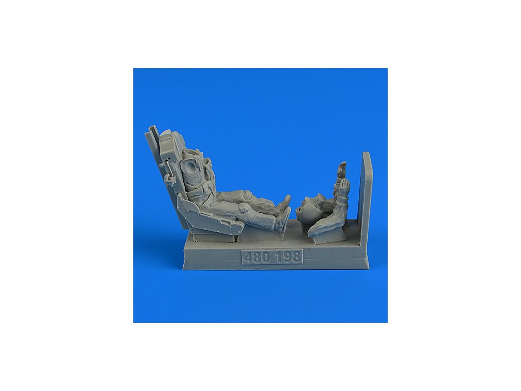 1/48 USAF Fighter Pilot with ejection seat for F-5E