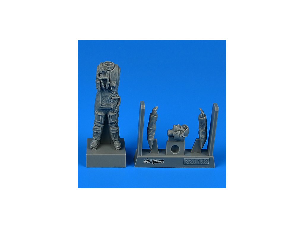 1/32 R.A.F. Fighter Pilot (Falkland War) for x kit