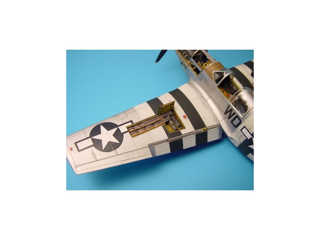 70499 1 48 p 51b c mustang gun bays tamiya