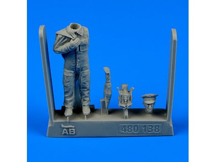 1/48 Free French Fighter Pilot WWII Normandie-Niem