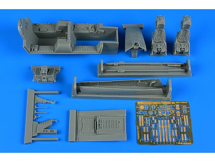 1/48 Tornado IDS early v. cockpit set  - REVELL